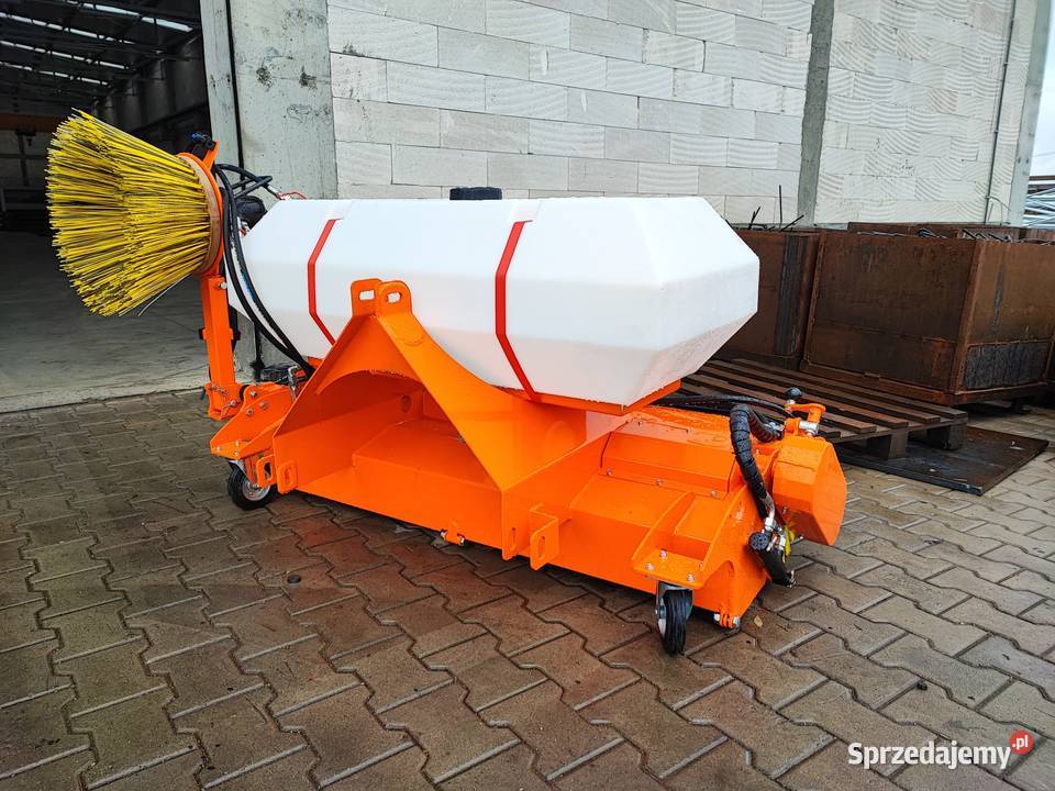 Mała zamiatarka 120 na WOM na chodniki Opatów sprzedam