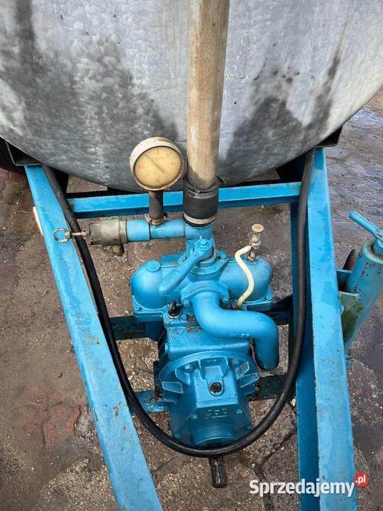 Beczkowóz 3100l Welgro Dębe