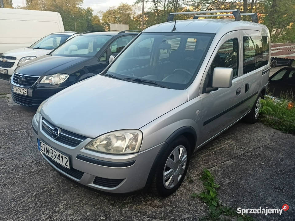 Opel Combo wersja TOUR z Niemiec opłacony światła przeciwmgielne Tomaszów Mazowiecki