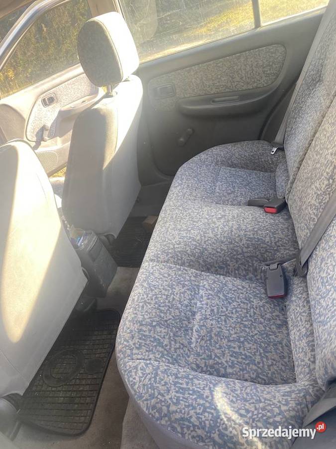 Nissan Almera n15 Samochody osobowe Kuriany