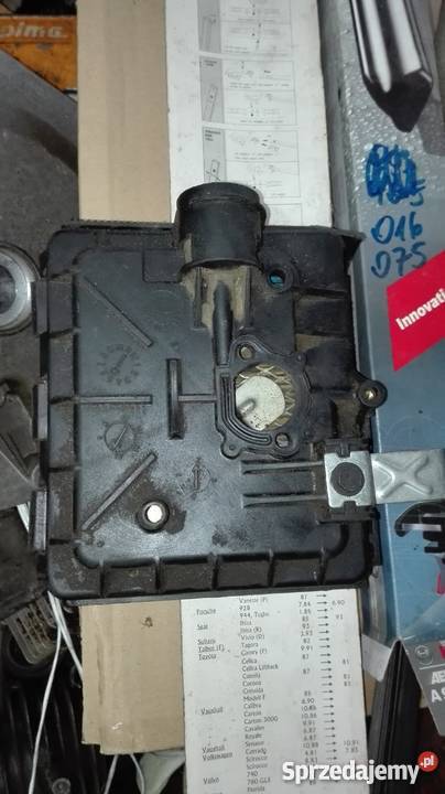 obudowa plastikowa filtra kosiarki Leśnictwo