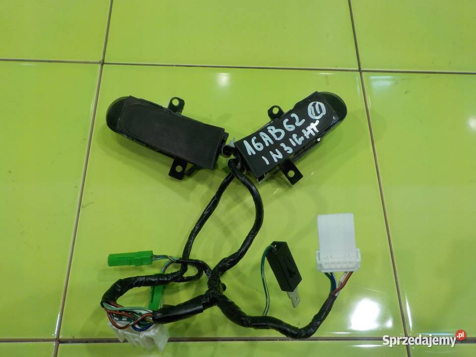 HONDA INSIGHT II 13 IMA 10r 5D przelaczniki