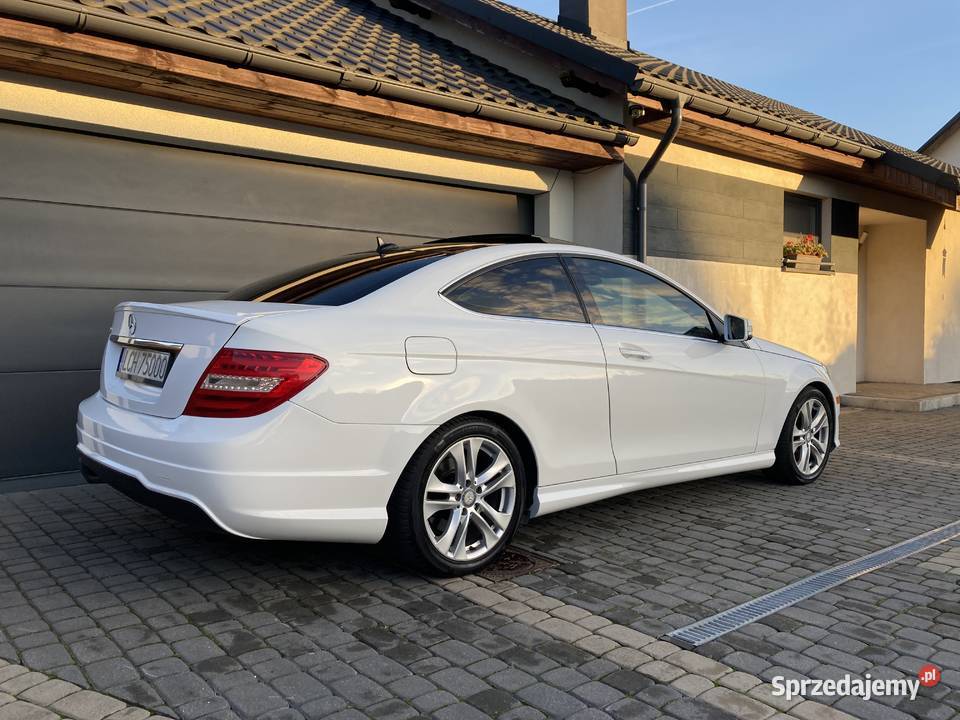 Mercedes C250 Coupe pakiet AMG bordowe skóry warmińsko-mazurskie