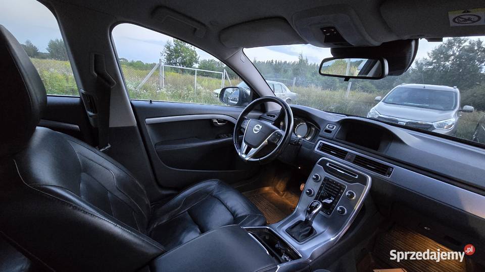 Volvo V70 2016r 20T Benzyna T5 245 automat 8 Warszawa