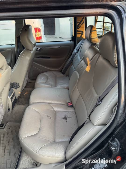 Volvo XC70 25T 4x4 Automat bogate wyposażenie elektrochrom. lusterko wst. Krępiec