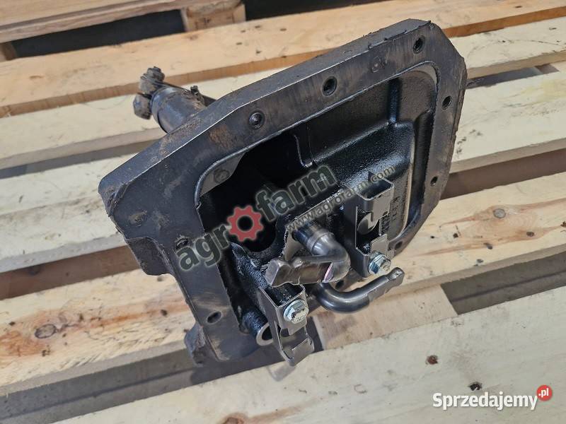 Pokrywa zmiany biegów Valtra C90 M120 6000 8000 sprzedam