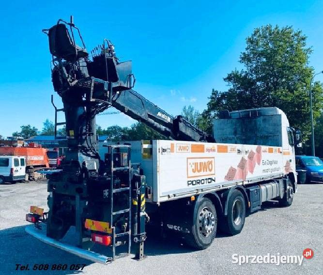 budowlany skrzynia 6x2 z tylnym dzwigiem Volvo Warszawa