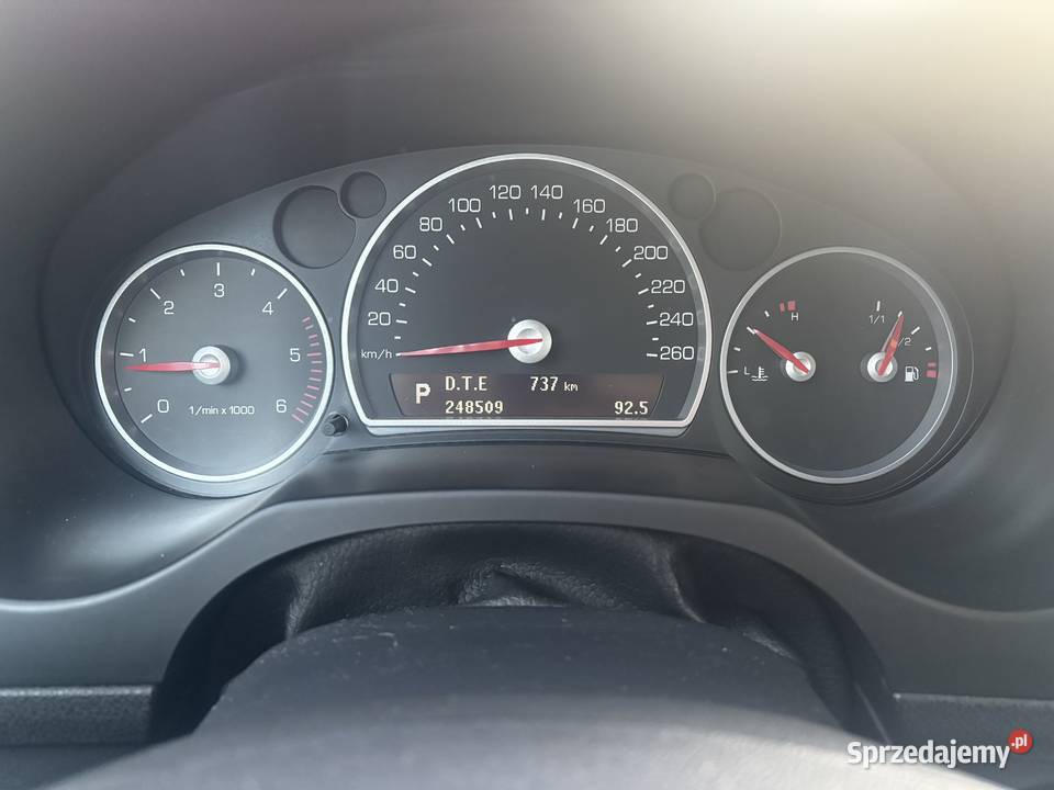 Bezwypadek Oryginał Doinwestowany Lopatki 1910cm3 Śrem