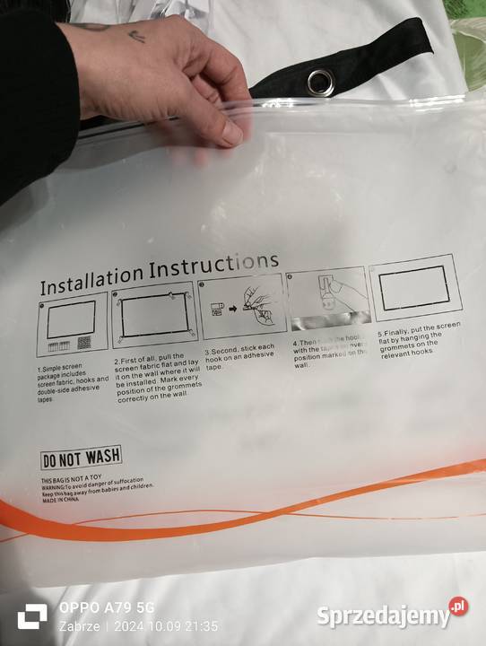 Ekran projekcyjny4K 100 sprzedam