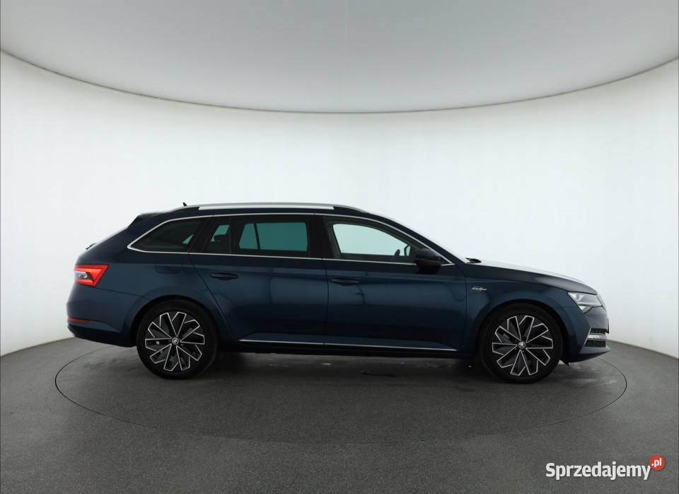 Skoda Superb 20 TDI światła do jazdy dziennej Piaseczno