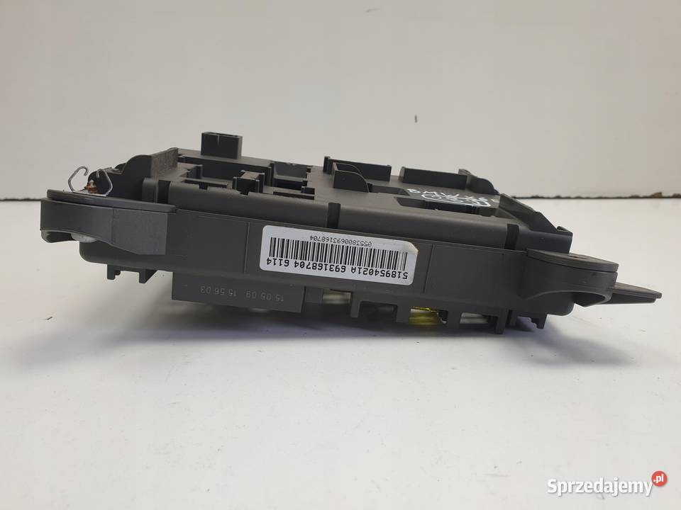 BMW X6 E71 30 D SKRZYNKA BEZPIECZNIKÓW Moduł BSI Rudka