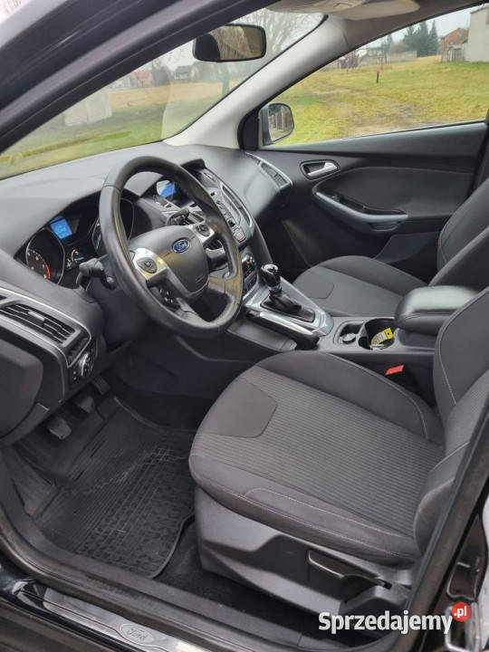Ford Focus 16 benzyna 105 Titanium Alu Zadbany nieuszkodzony sprzedam