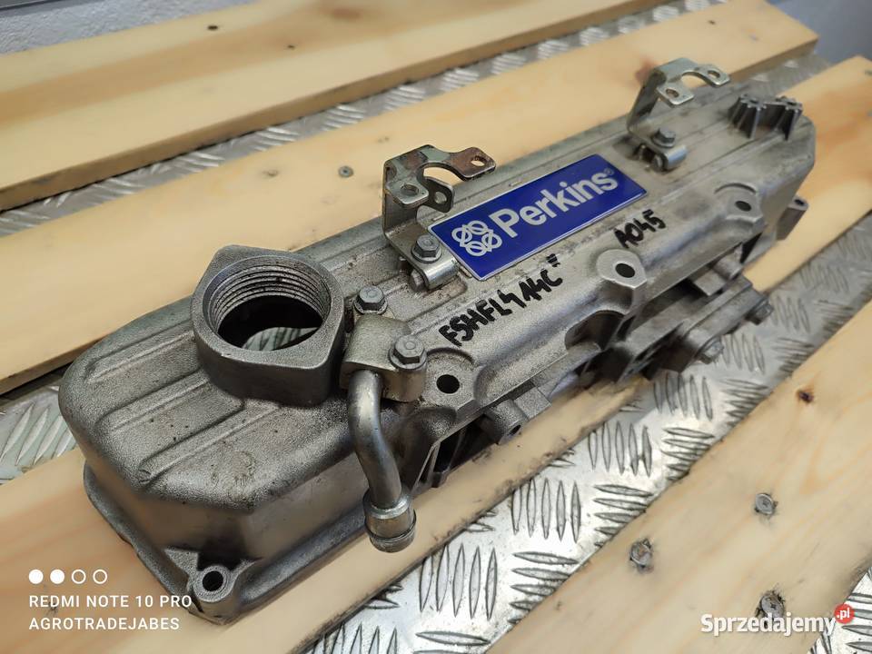 Pokrywa 504389278 zaworów silnika PERKINS wielkopolskie Wilkowo