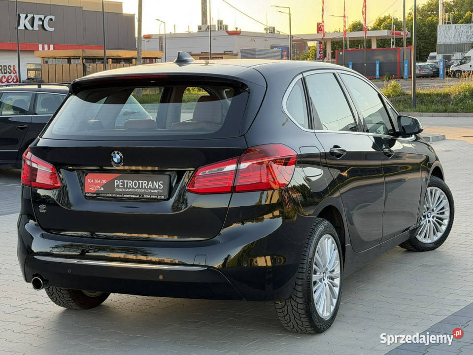 BMW 218 20 150 FULL LED Automat Nawigacja Kamera nieuszkodzony
