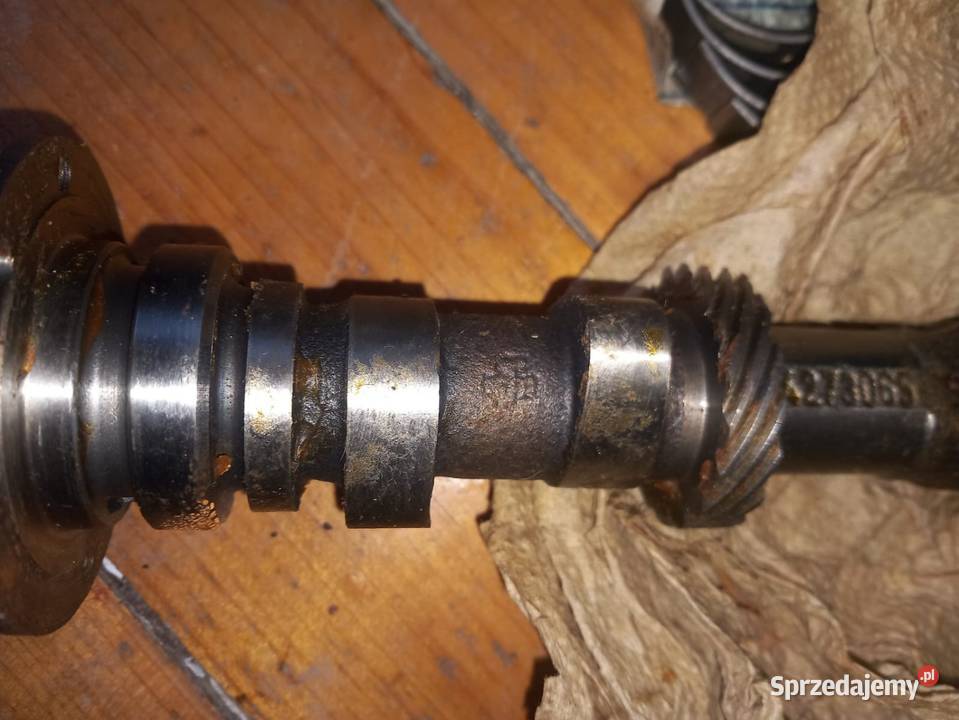 Sprzedam bądź zamienię części do fiat 126p Zawiercie