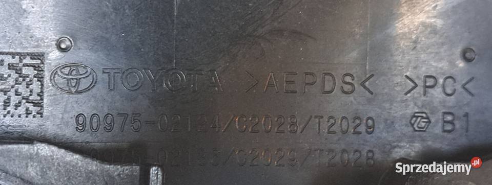 Grill Toyota Corolla XII Sedan E21 Emblemat Mielęcin
