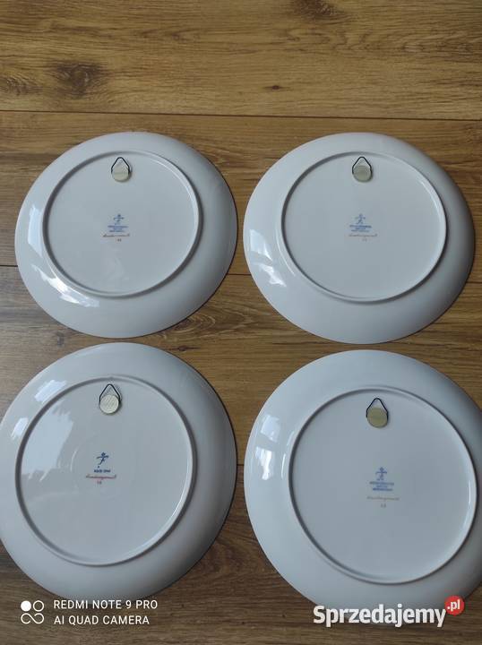 Cztery różne talerze sygnowana porcelana Legnica