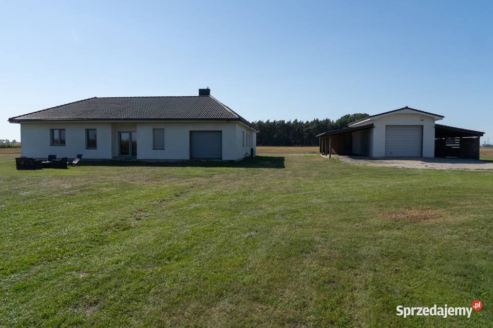 Dom parterowy 235 m2 z garażem garaż 2500m2 Środa Wielkopolska