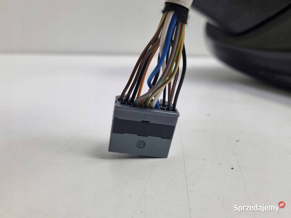 PRAWE LUSTERKO Volvo XC40 pasażera 14 kabli lubelskie