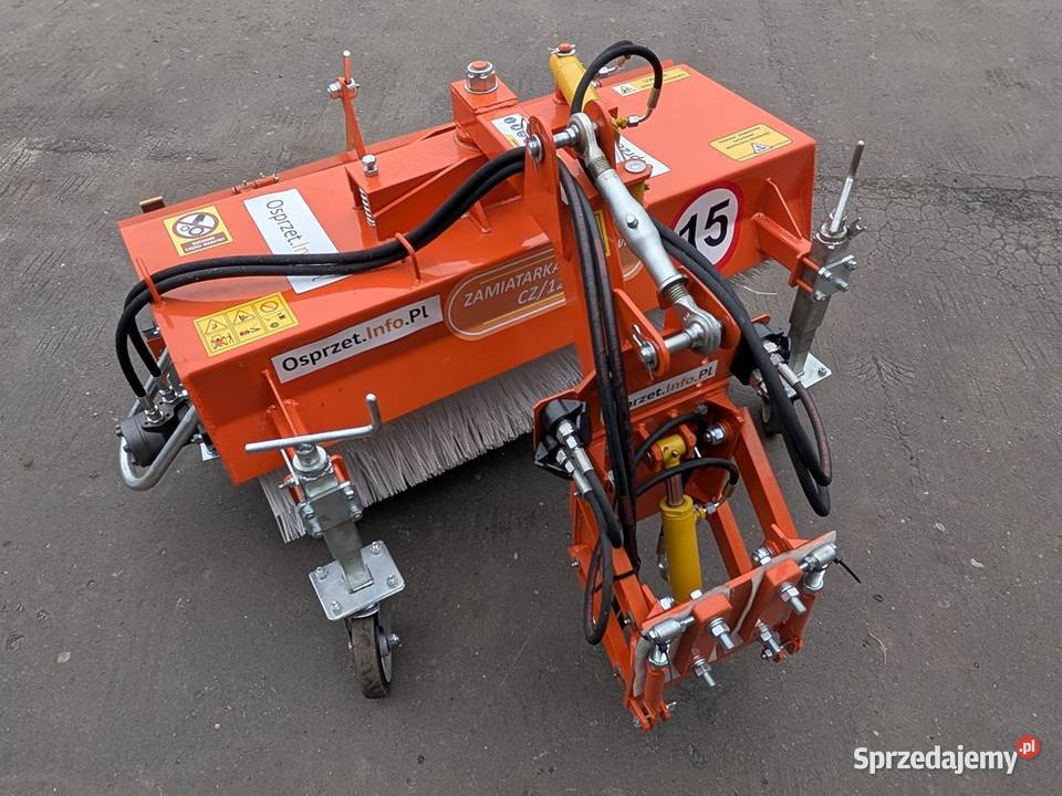 Zamiatarka hydrauliczna walcowa CZ1200 Legnica