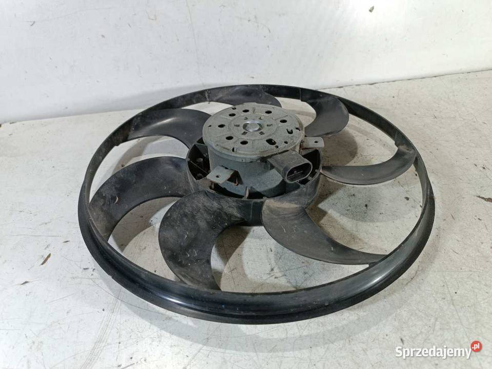 WENTYLATOR CHŁODNICY DACIA SANDERO 12 3136613347 osobowe sprzedam