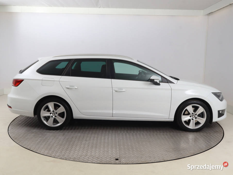 Seat Leon 18 TSI światła przeciwmgielne dolnośląskie Bielany Wrocławskie
