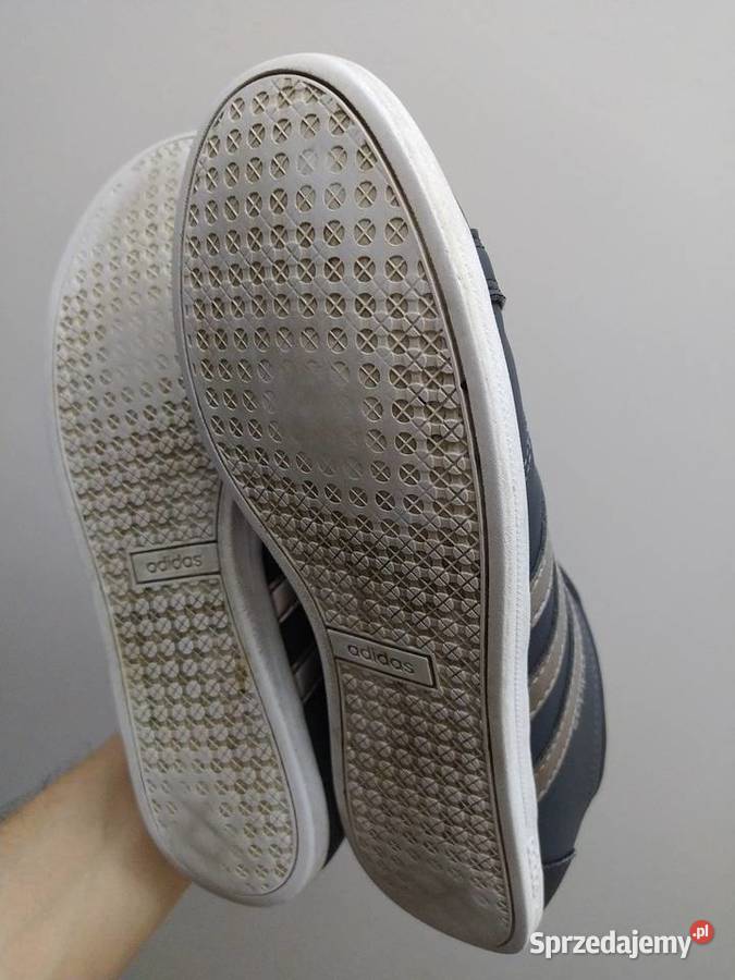 Adidas model Coneo QT Rozmiar na metce to 395 Kraków