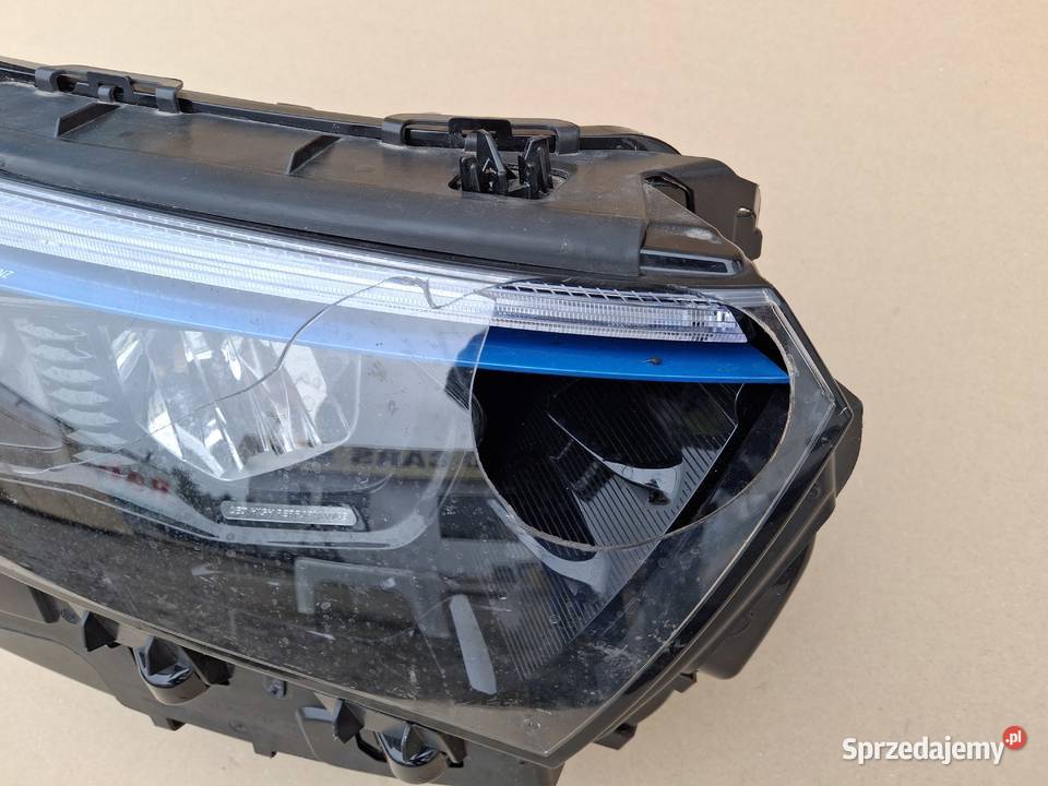 MERCEDES EQA EQB W243 REFLEKTR PRAWY LAMPA PRAWA Motoryzacja