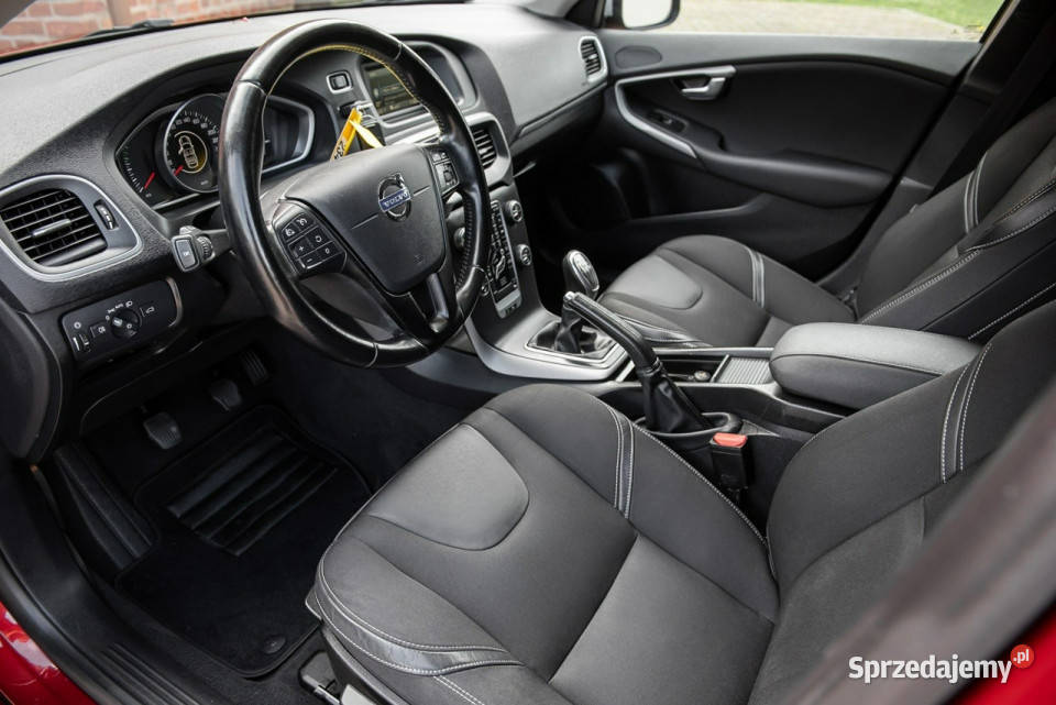Volvo V40 Kinetic 20d 177 Manual Serwisowany Zwoleń