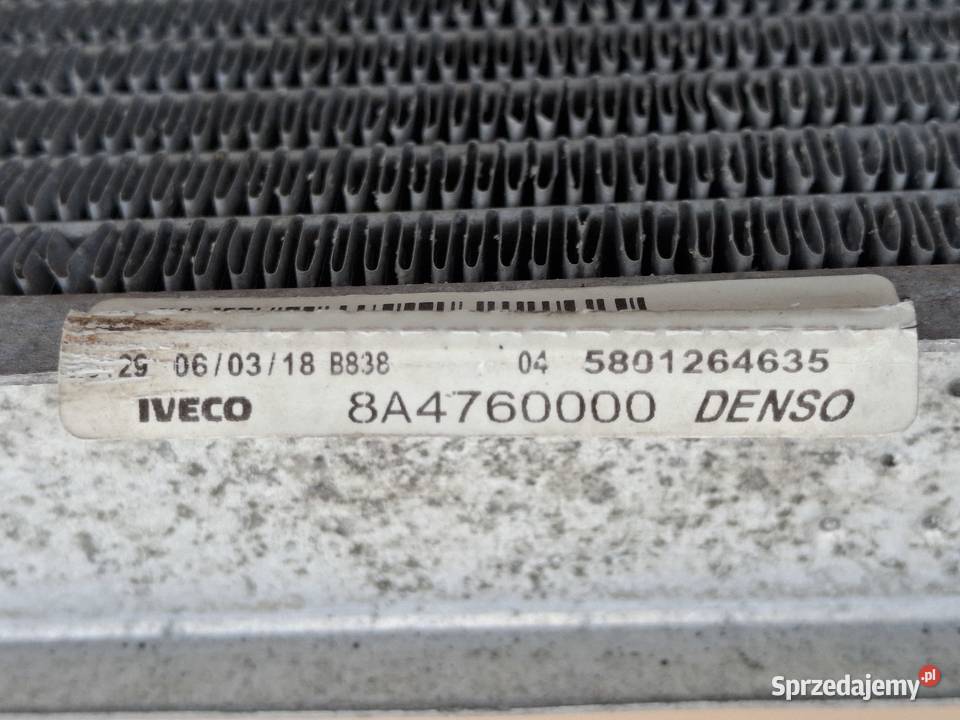 IVECO DAILY 12 14 23 30 CHŁODNICA CIECZY WODY Bieleń