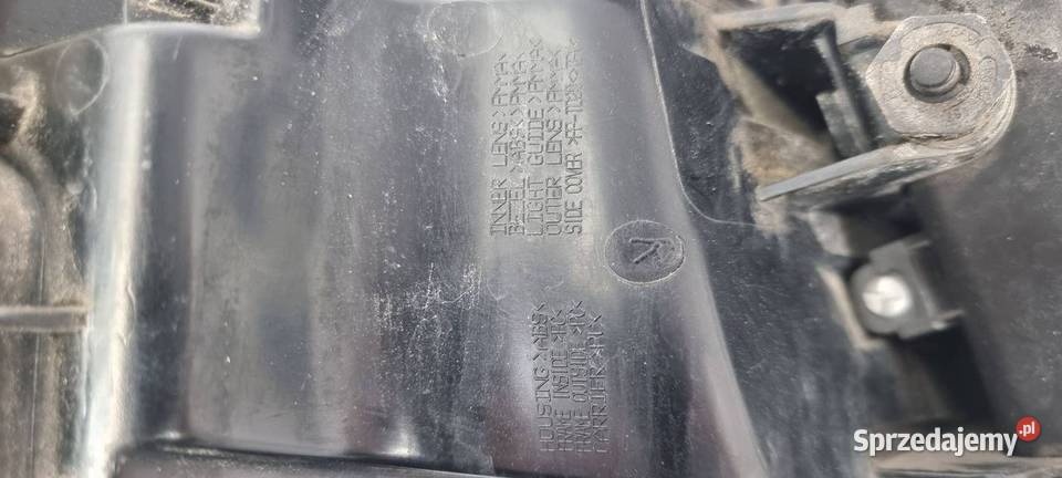 LAMPA LEWA TYŁ VOLKSWAGEN PASSAT B8 RLINE osobowe Lipno