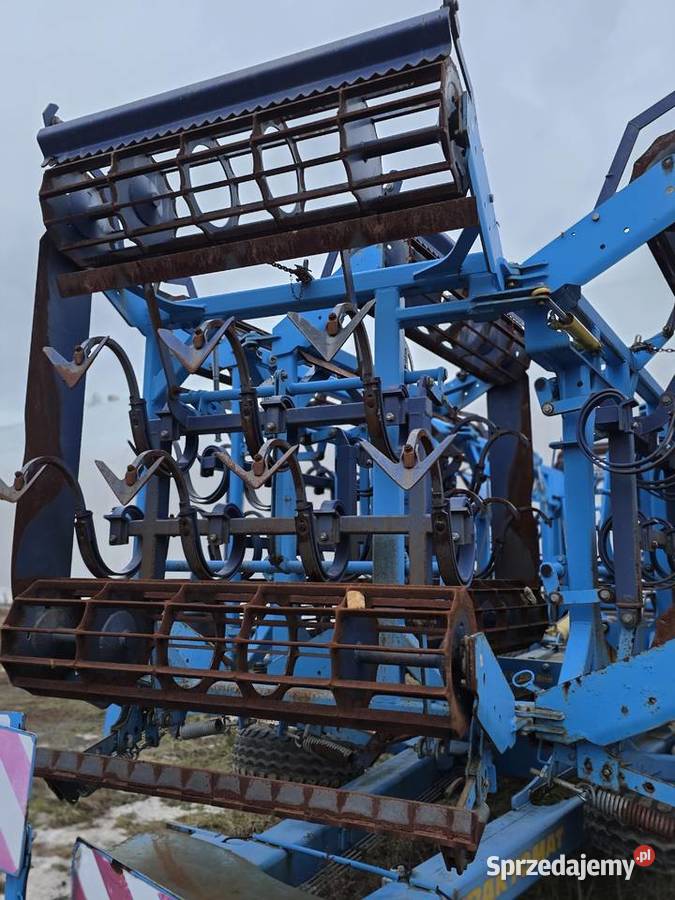 Kompaktor Farmet K1570 szerokość robocza 157 m Olszyna