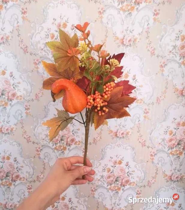 Jesienne sztuczne kwiaty dekoracyjny bukiet z Niepołomice