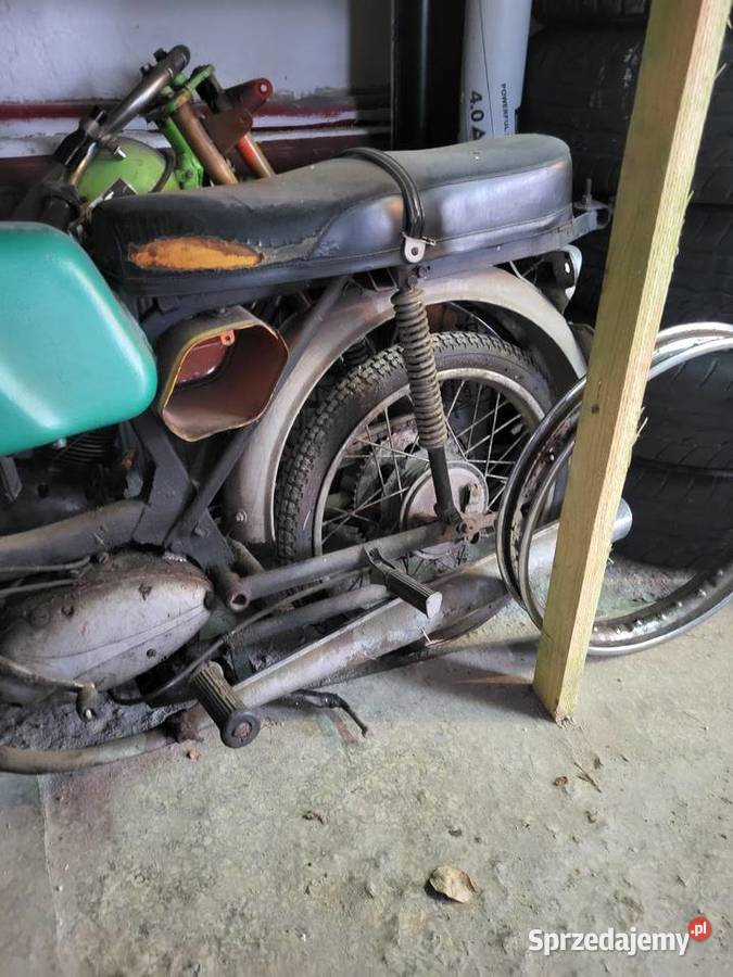 Romet Ogar 200 jawa mustang uszkodzony