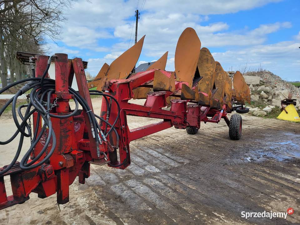 Pług Naud 7 skibowy APN 62 40 w stanie na