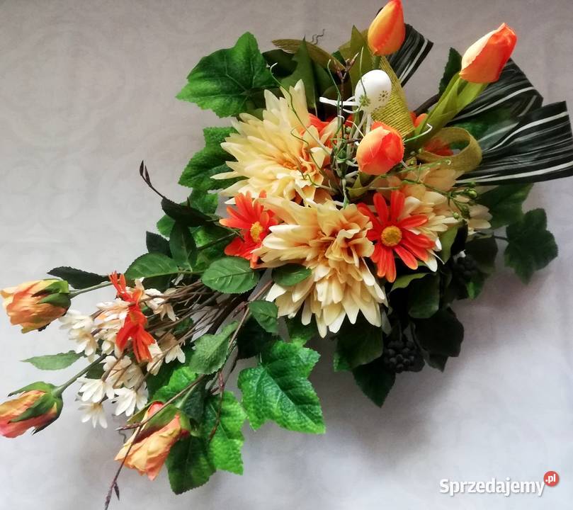 Stroik na grób wiosenny cmentarz dekoracja