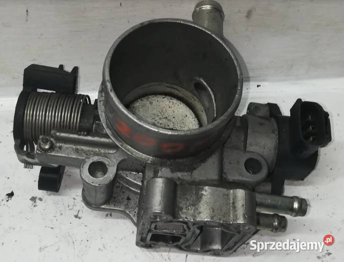 Przepustnica Toyota 14 VTI 222100D090 świętokrzyskie Suchedniów sprzedam