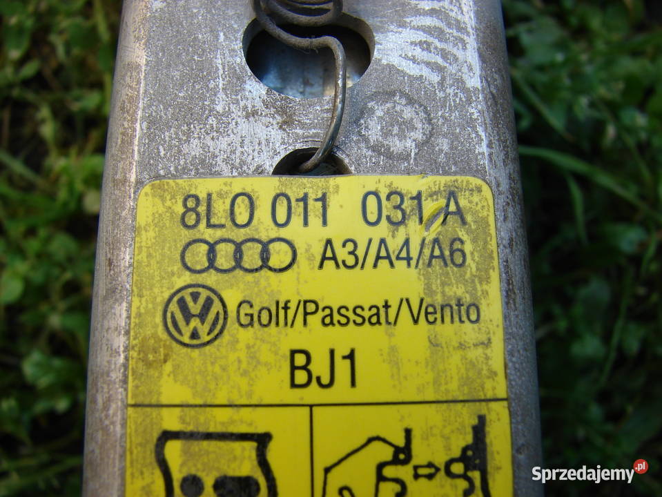Lewarek podnośnik Audi a3 a4 a6 8L0 011 031 A BJ Starogard Gdański sprzedam