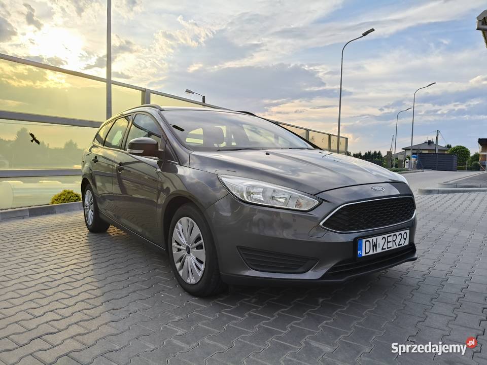 Ford Focus nowe opony klima serwisie wym rozrząd Rzeszów sprzedam