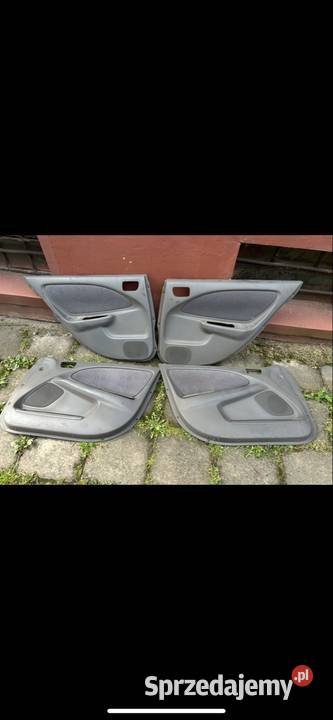 Siedzenia Toyota Corolla I komplet Głuszyca Górna