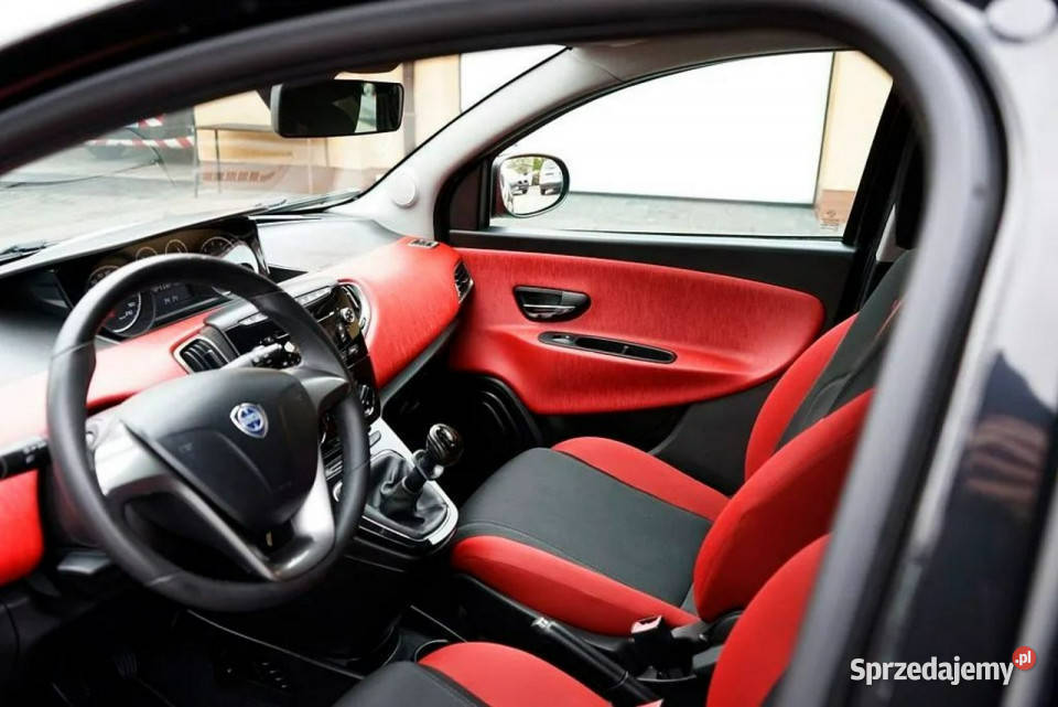 Lancia Ypsilon 900i Klima alu 86 2012r 185000km Płock