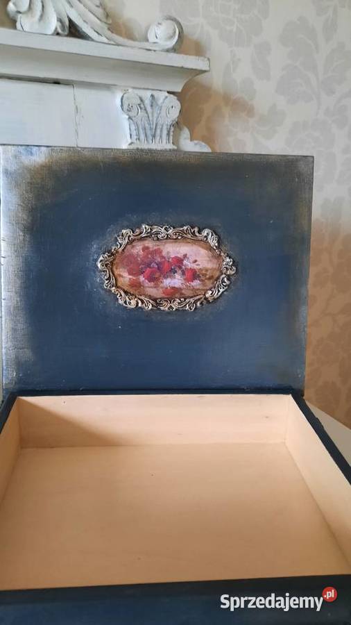 Stylowa szkatułka z rózami Rękodzieło Kraków