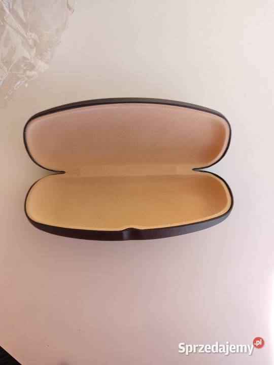 Etui na okulary czarne 160 x 65 x 36 mm Olecko sprzedam