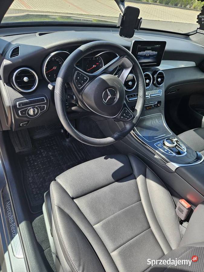 Sprzedam Mercedesa Glc300