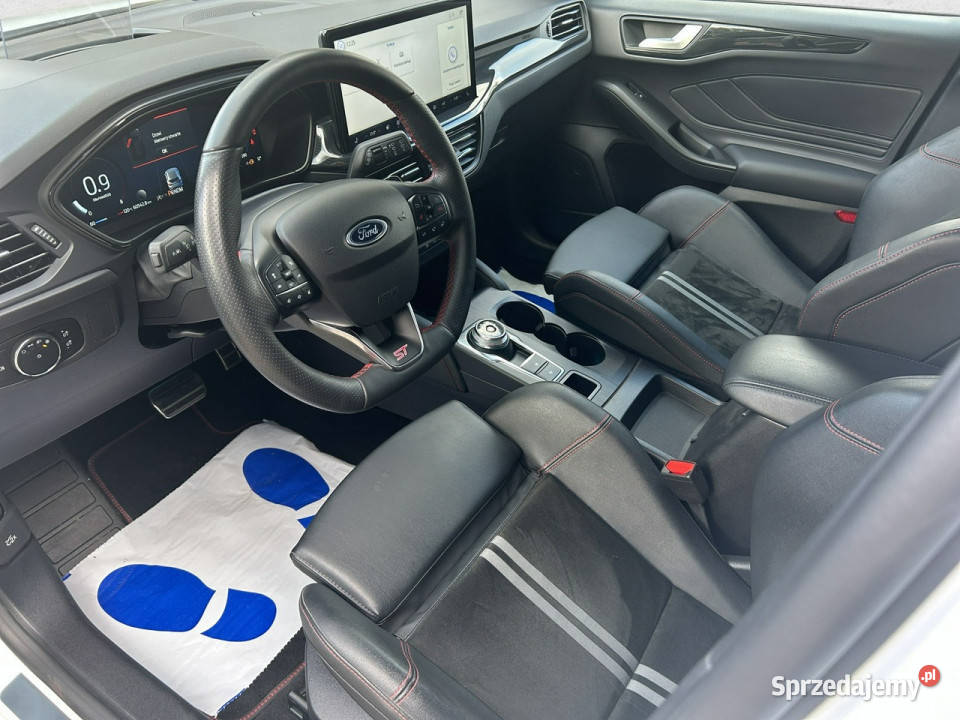 Ford Focus 23 EcoBoost ST X Z Polskiego Salonu centralny zamek Warszawa