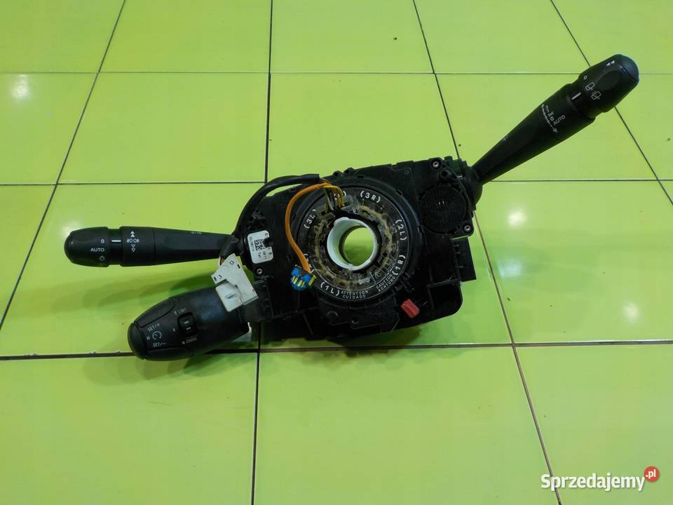 PEUGEOT 2008 I 16 VT 14r 5D przelacznik