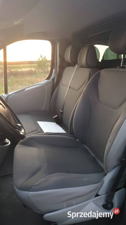 Opel Vivaro 2011 długi Long L2H1 Bełchatów