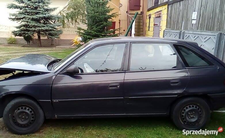 Opel Astra wypadku Złom części Kutno