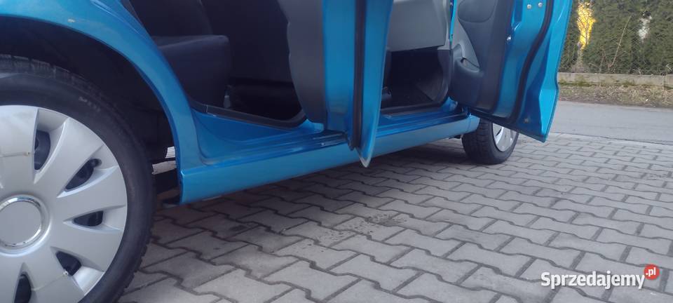 nissan pixo 10 benzyna klima wspomaganie mały