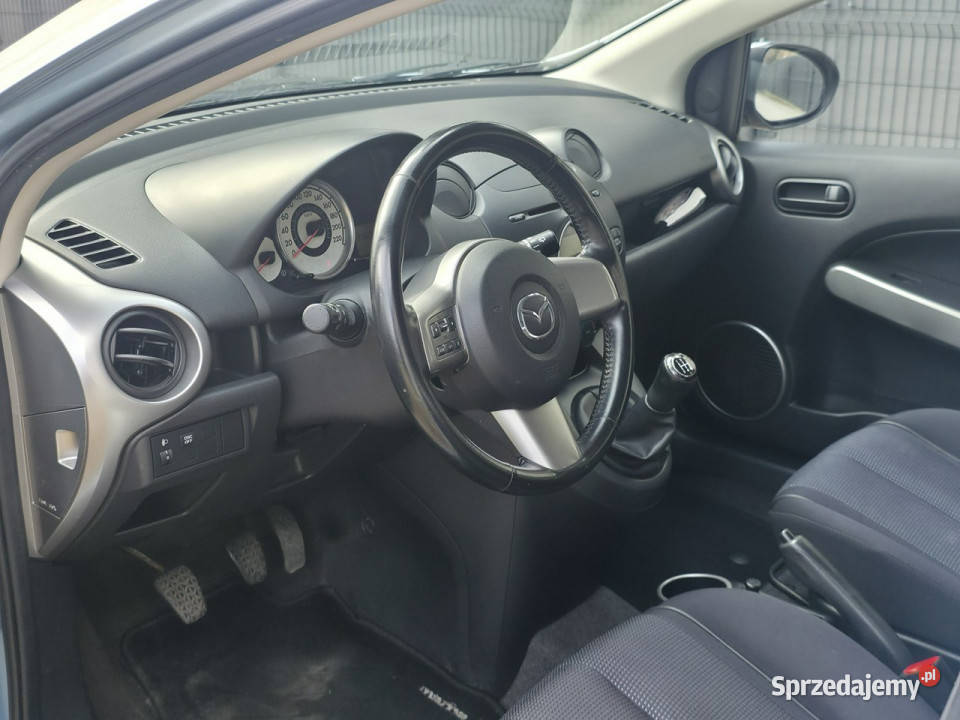 Mazda 2 133 Benzyna Serwisowany Gwarancja Bogate gniazdo AUX Piekoszów